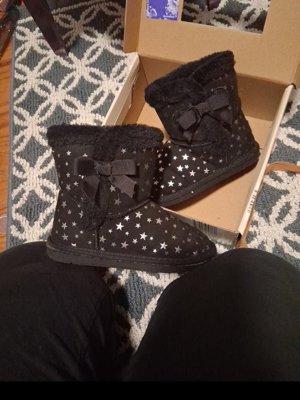 Black Star Print Faux Fur Bow Boots